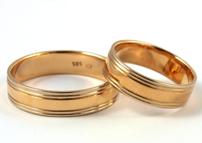OBRACZKI-ZLOTE-6-MM-BIALE-I-ZOLTE-ZLOTO-585.jpg