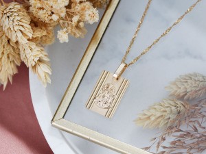 Medalik złoty na blaszce z nacięciami próba 585 