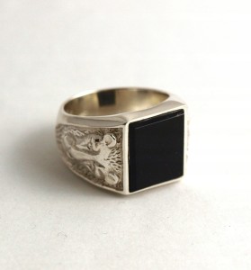 Sygnet srebrny z onyksem próba 925