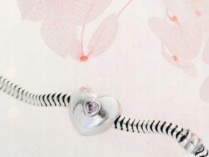 Zawieszka do bransoletki stoper serduszko z cyrkonią srebro 925   